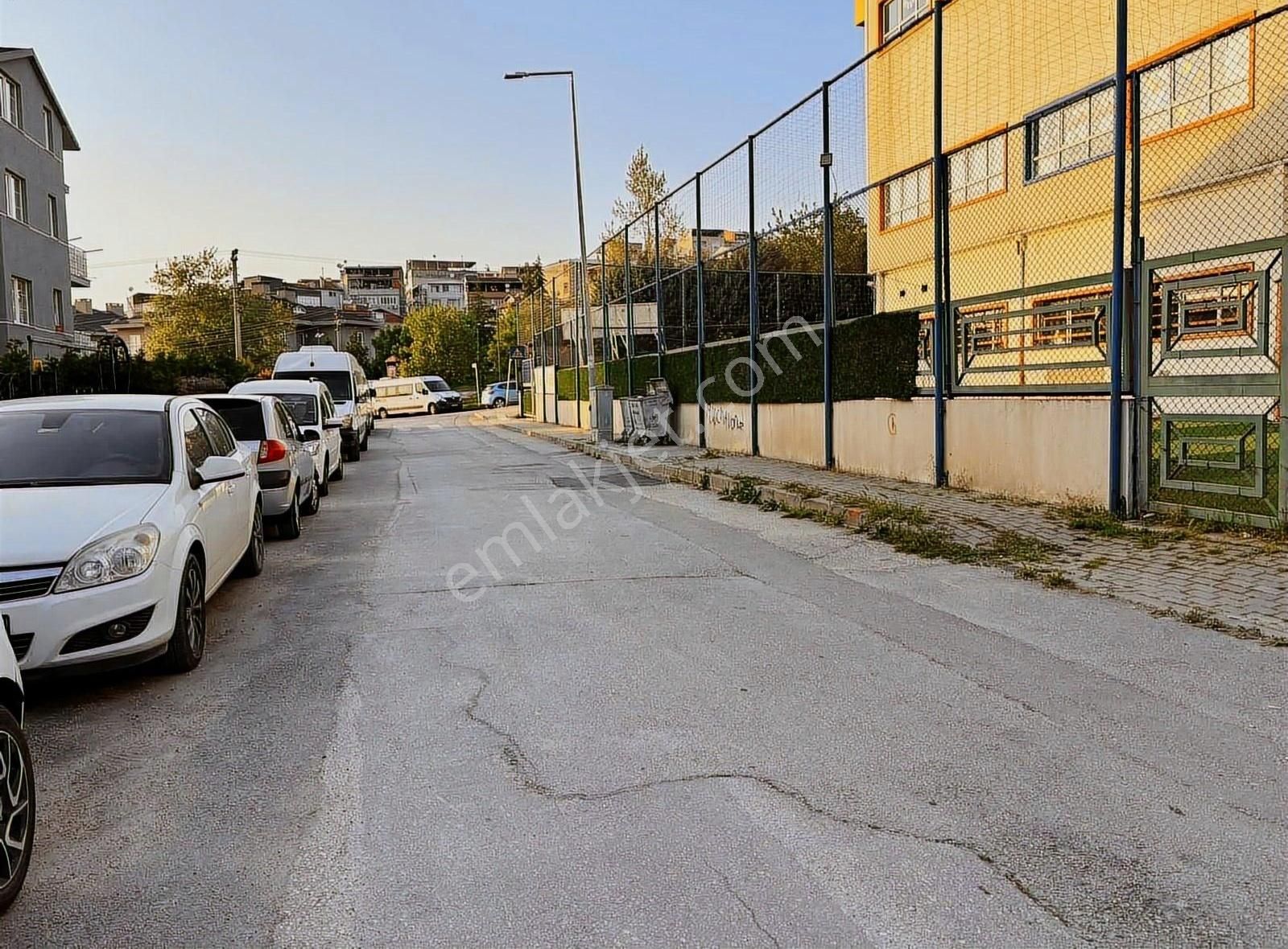 Akpınarda Güzel Lokasyonda Kiralık Geniş 3+1