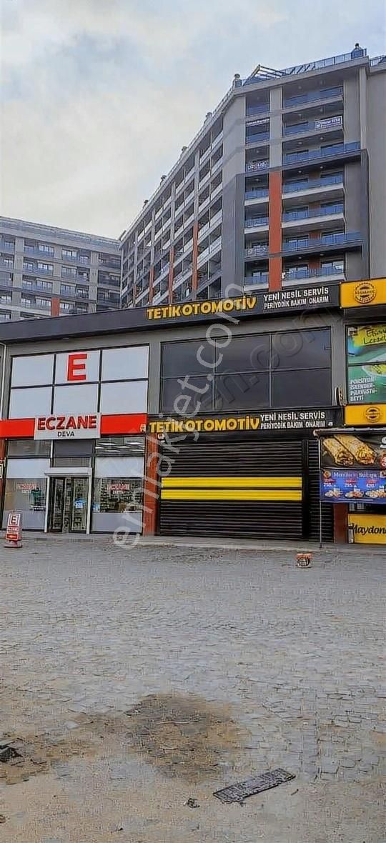 Atış Yapı Westpoint'te İzmir Yolu Cephe Kiralık İş Yeri