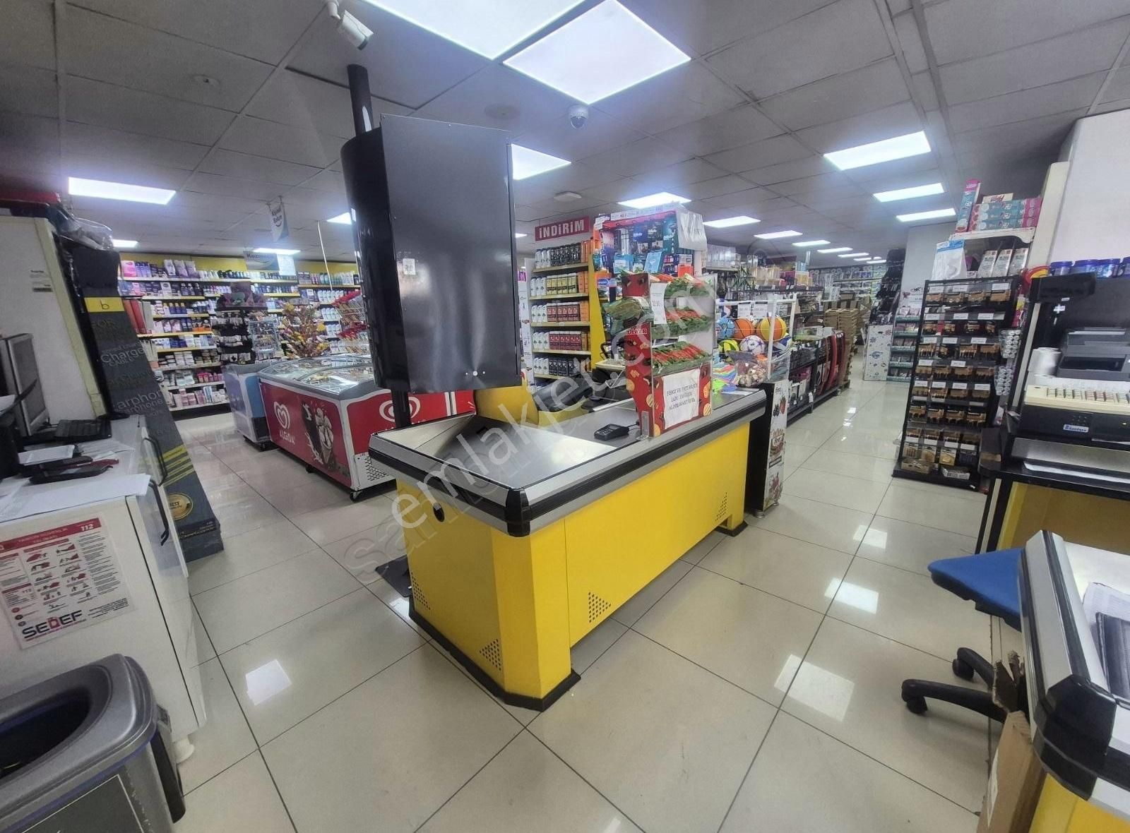 Dialog Piramit'ten Kurumsal Kiracılı Dükkan