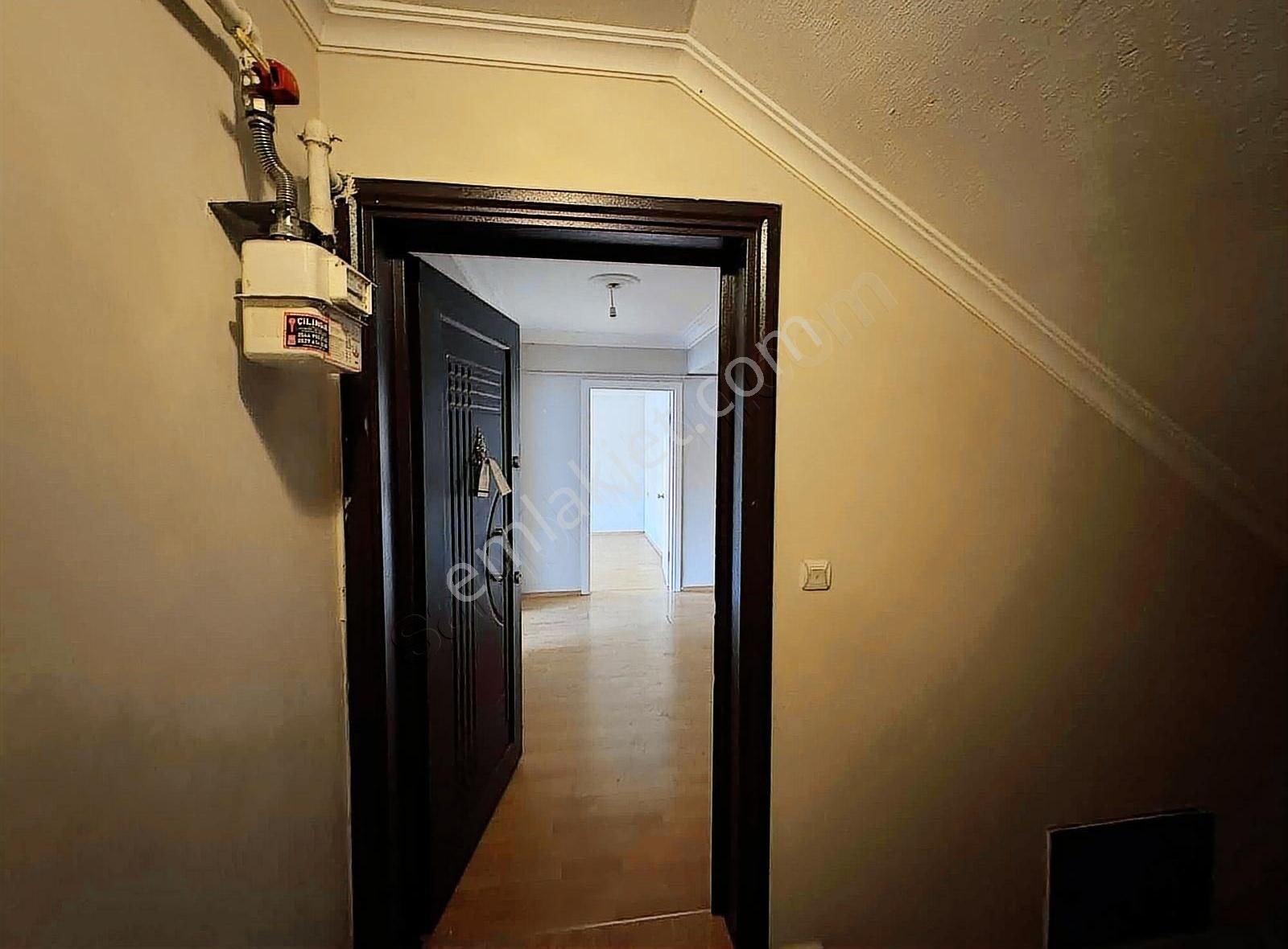 Hürriyet Pazar Alanına Yakın 5+1 Dubleks Daire