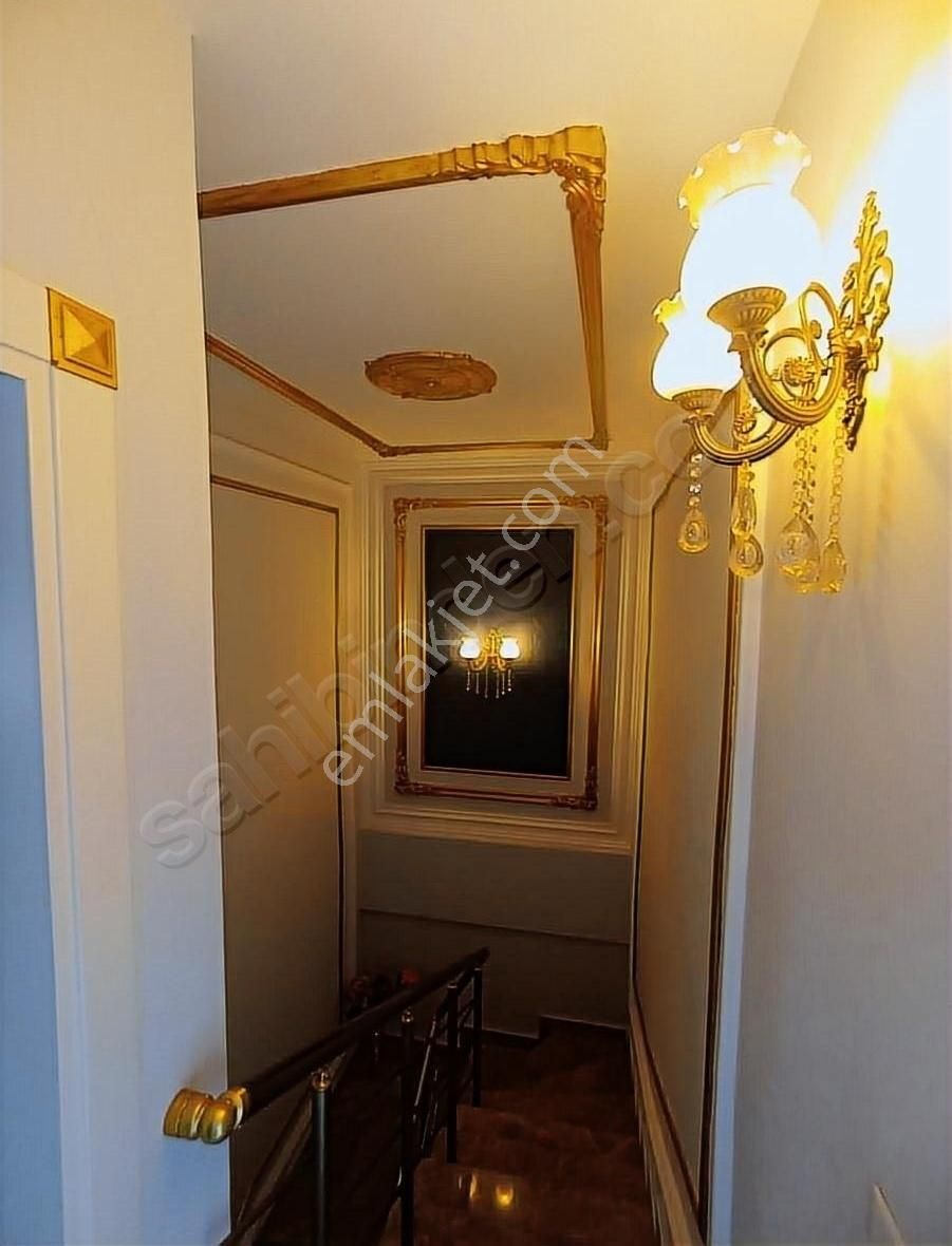 Dialog Piramit Altınşehir'de Lüks 6+1 Villa