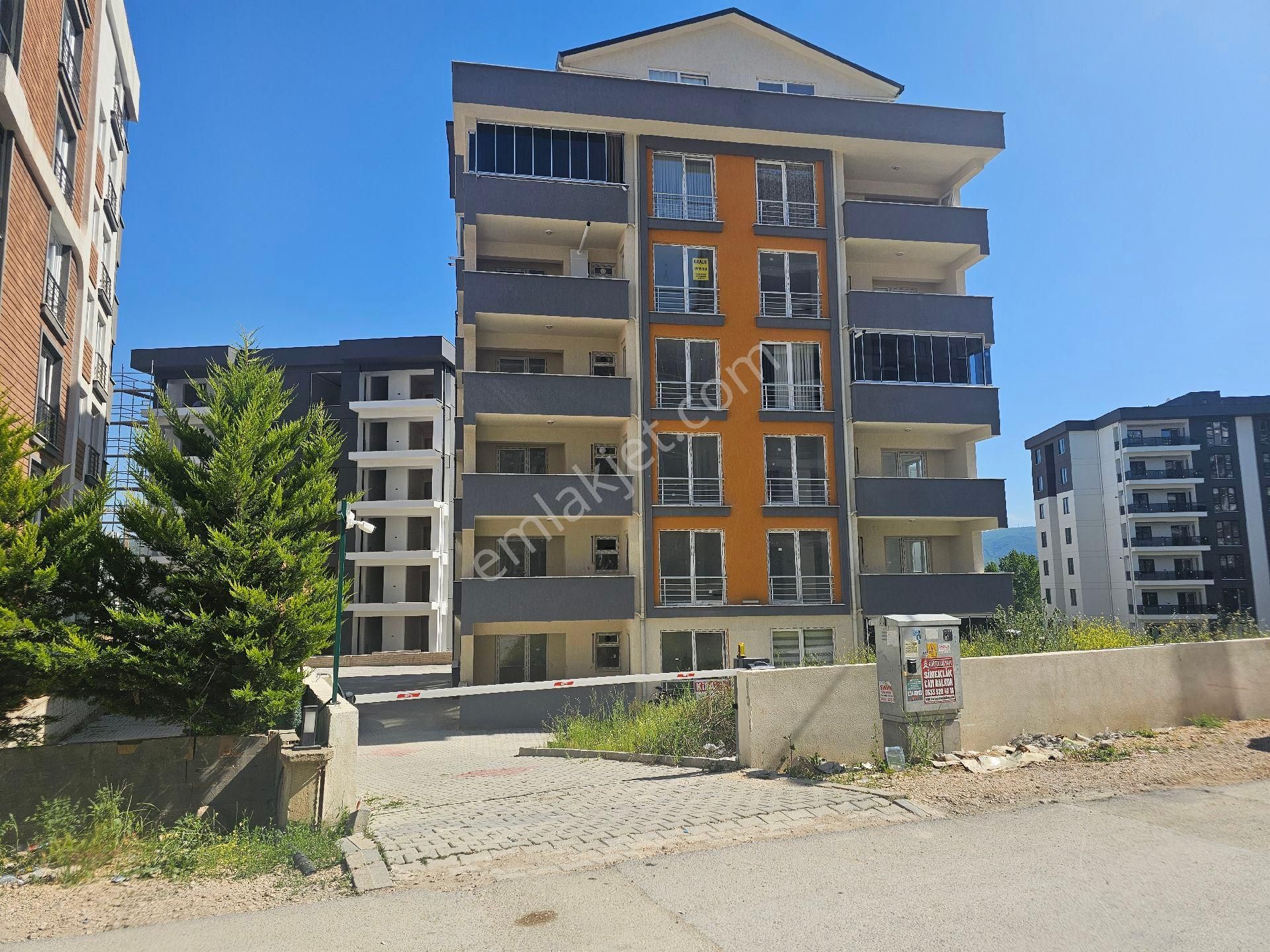 Fatma Dorak'tan 2+1 Limon Çiçeği Sitesi | Kiralık Sıfır Daire