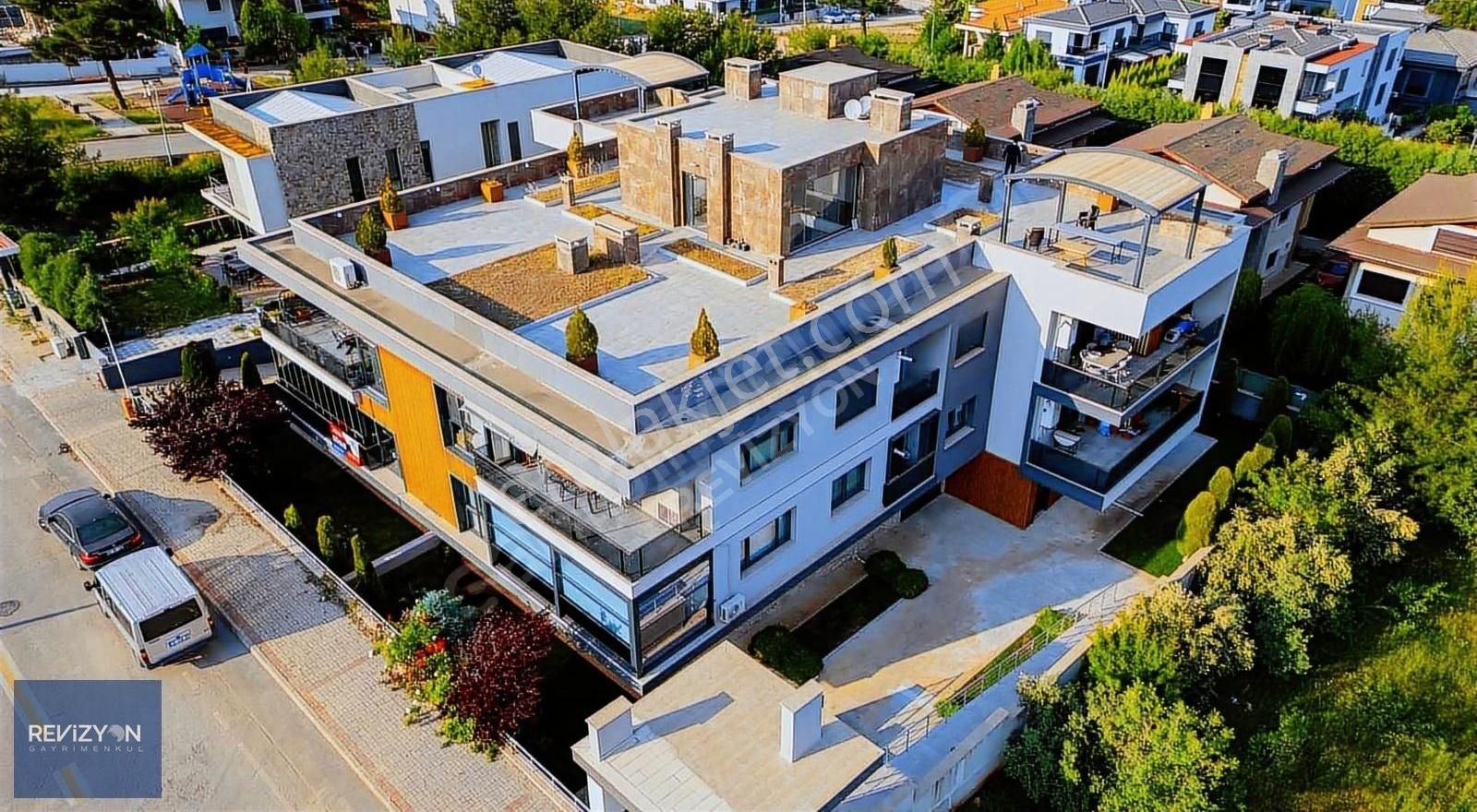 Şirinköy'de Lüks Ve Konforun Buluştuğu 3+1 Ultra Lüks Daire