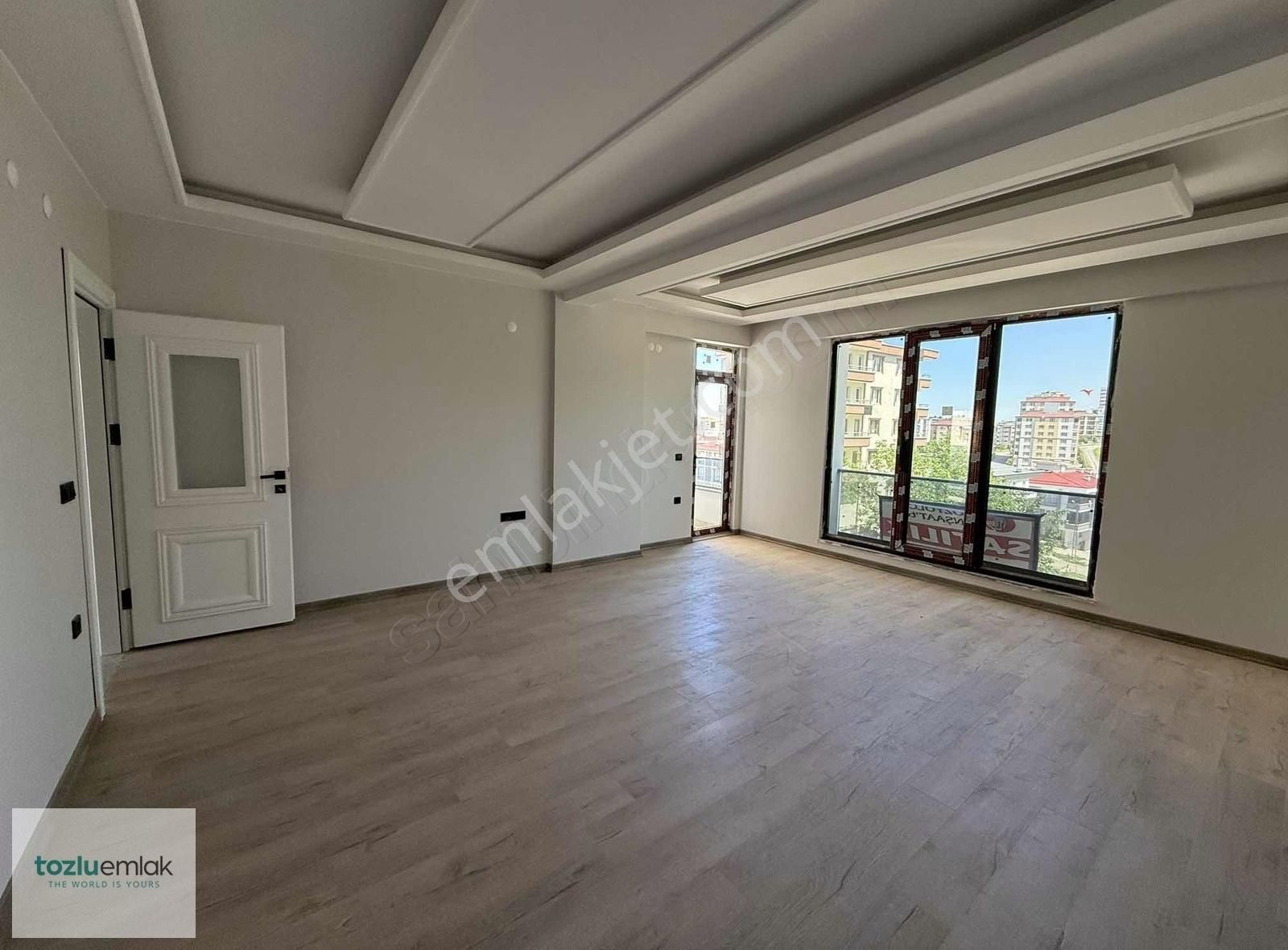 Tozluemlak'tan Cağaloğluna Yakın Caddeye Cephe Lüks 3+1 Daireler