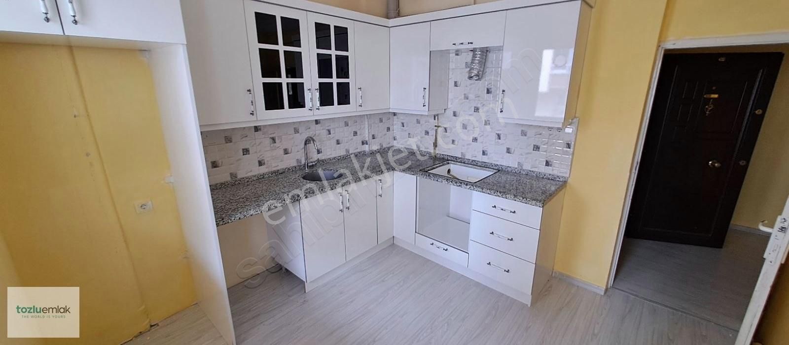 Tozluemlak'tan İlkadımda Kiralık 3+1 Daire