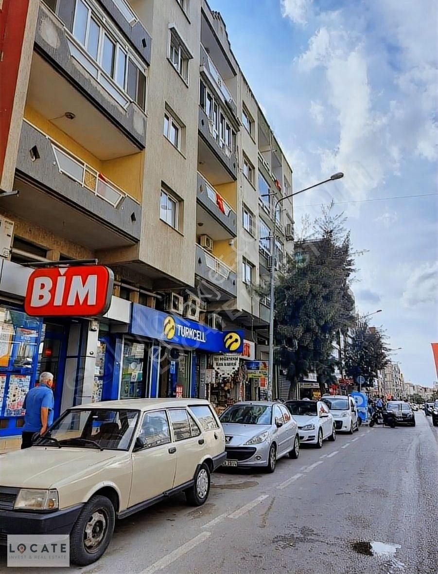 Narlıdere Merkezde Ana Caddeye Cepheli Kiralık Geniş Ofis/büro