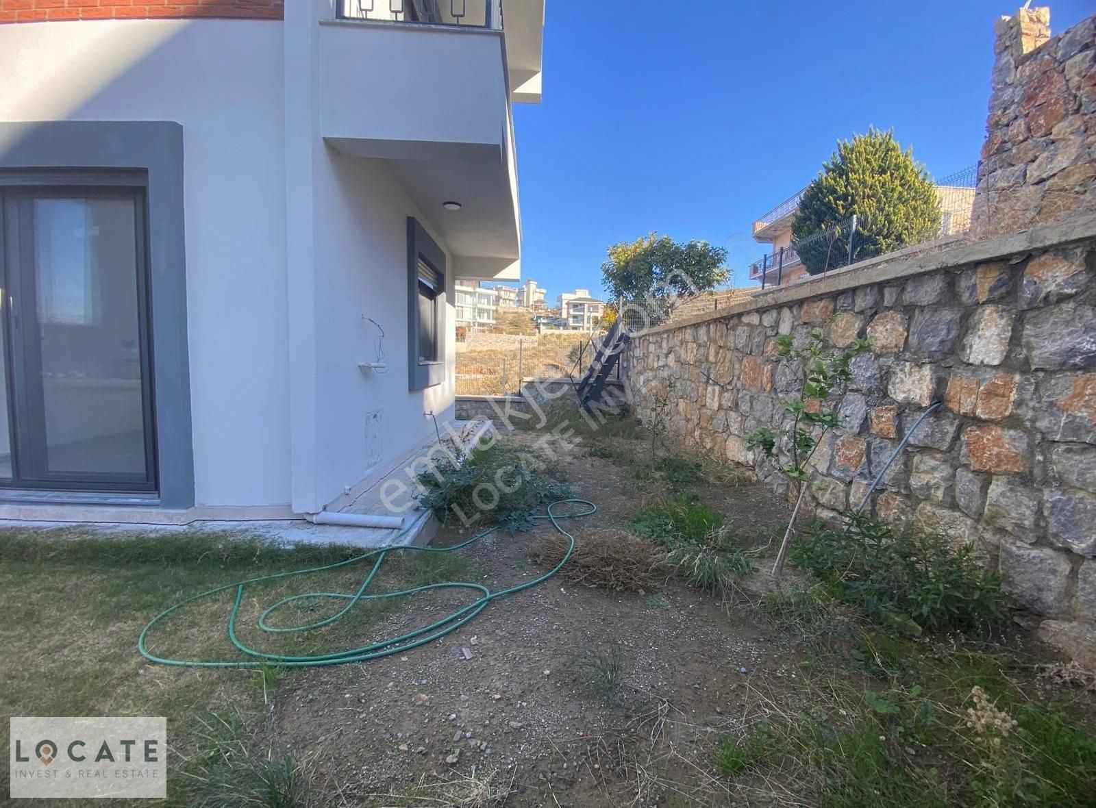Locate'den Sığacık'ta Deniz Manzaralı Tam Müstakil Villa - Görsel 2