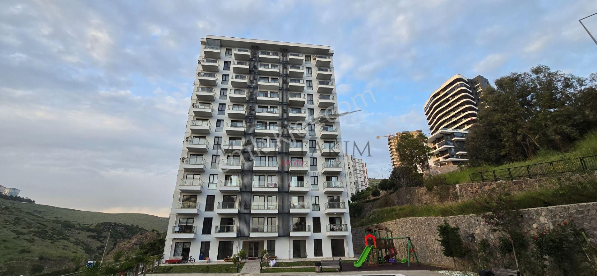 Aytuğ Türkeköle'den Park Yaşam Santorini Rezidans 1+1 Eşyalı