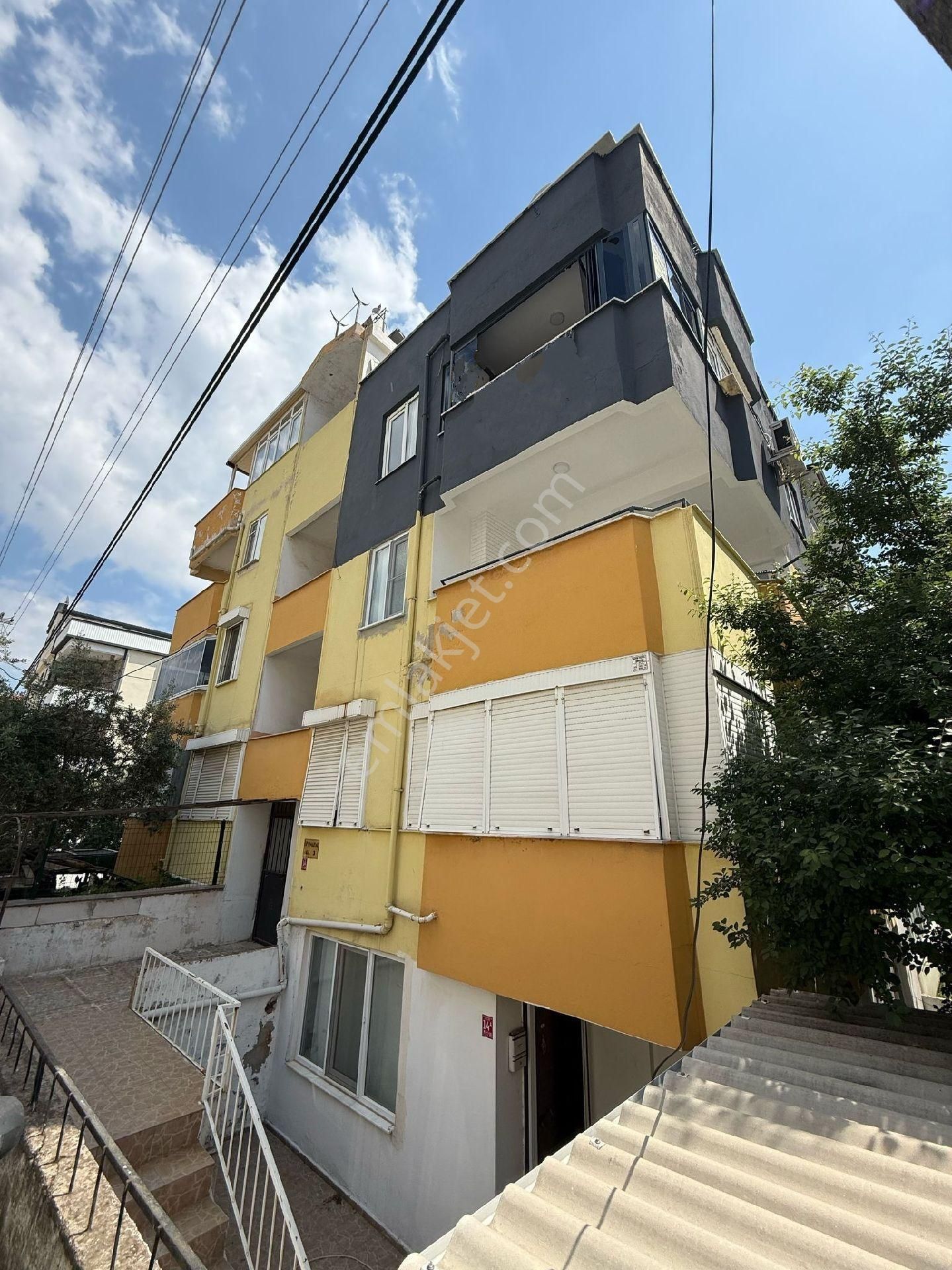 Altınoluk Denize Yakın Komple Sıfırlanmış 3.kat 2+1 Yatırımlık Uygun Satılık Daire