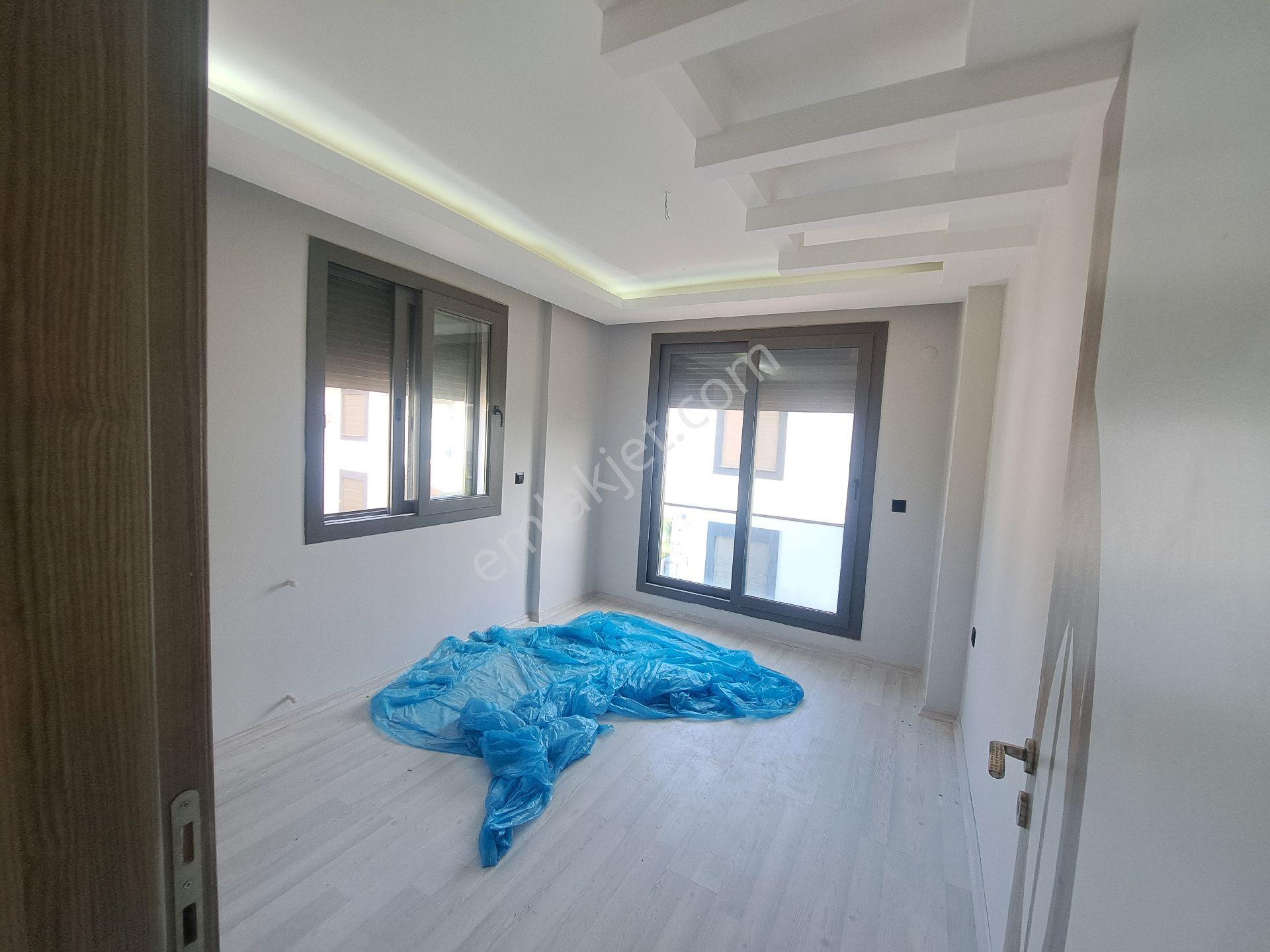 İzmir Seferihisar Cumhuriyet Mahallesin De Satılık Havuzlu 3+1 Villa - Görsel 21