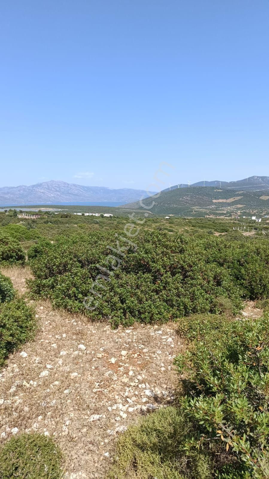 Göl Ve Deniz Manzaralı 300m2villaimarli Arsa