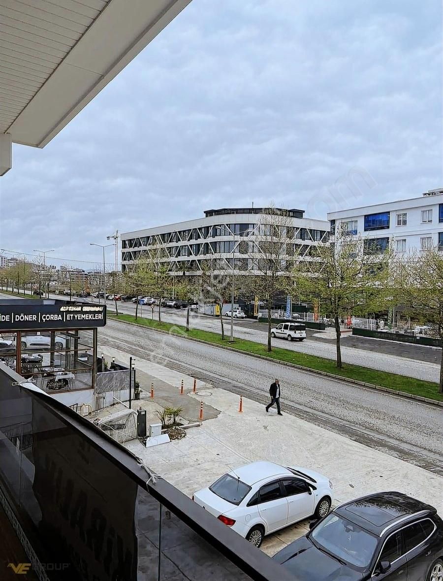 Baran İnşaat Alaçam Caddesine Cephe Kiralık Ofis Katı 1. Kat