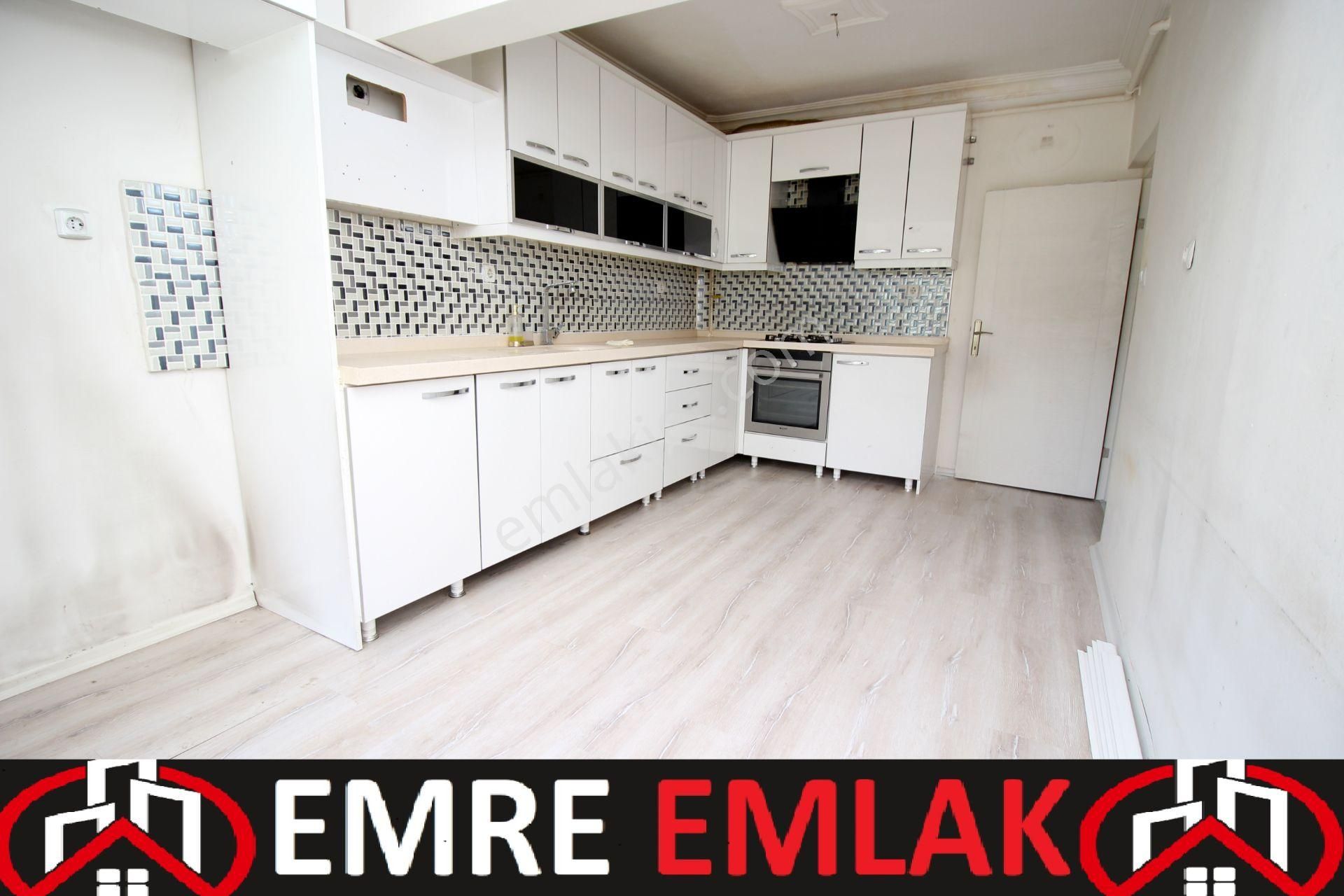 Emre Emlaktan Elvankennte Ahi Mesut Bulv Site İçi Yapılı 3+1 Kiralık Daire