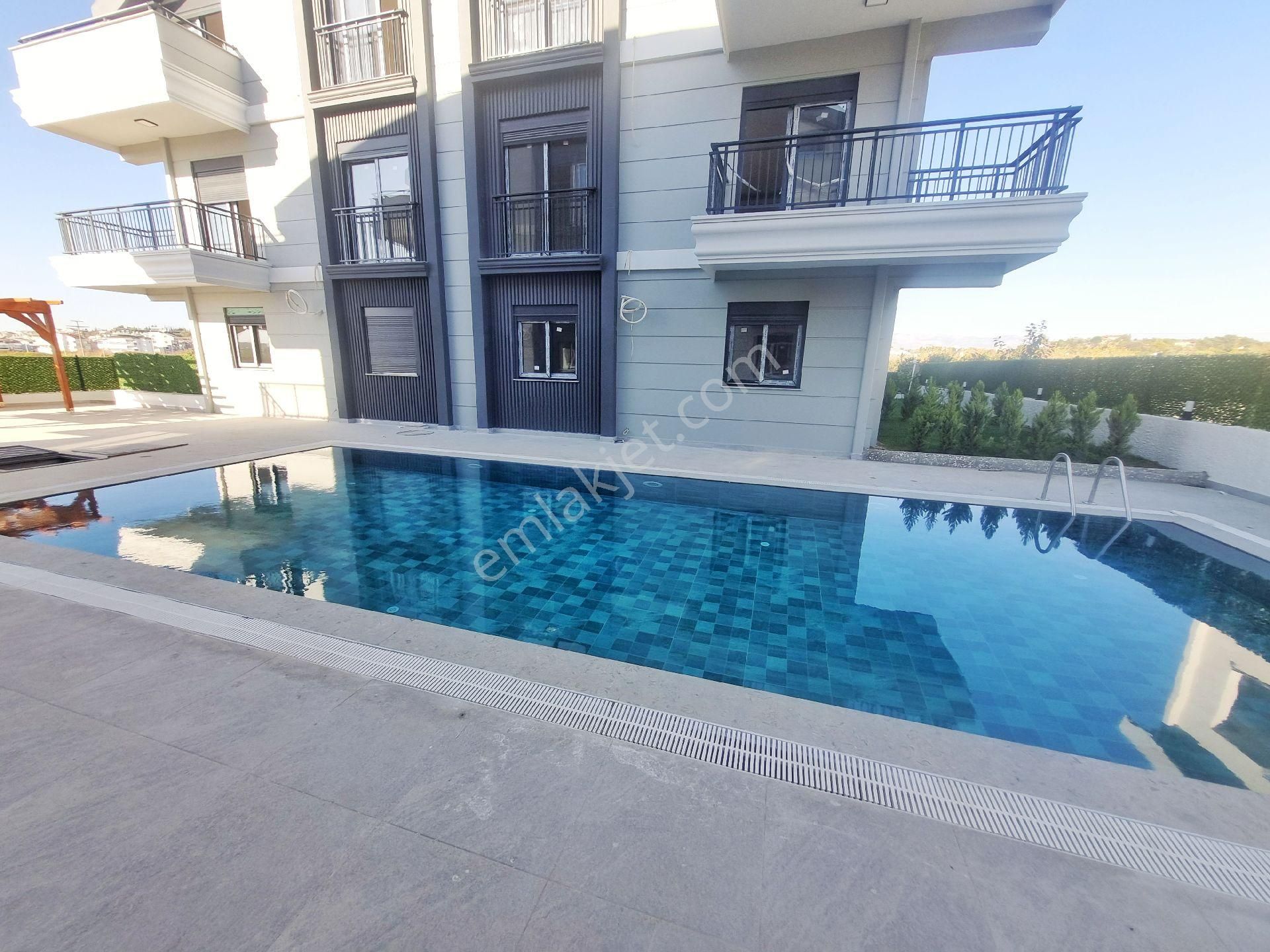 Manavgat Ilıca Mah Satılık Lüks Havuzlu Dubleks