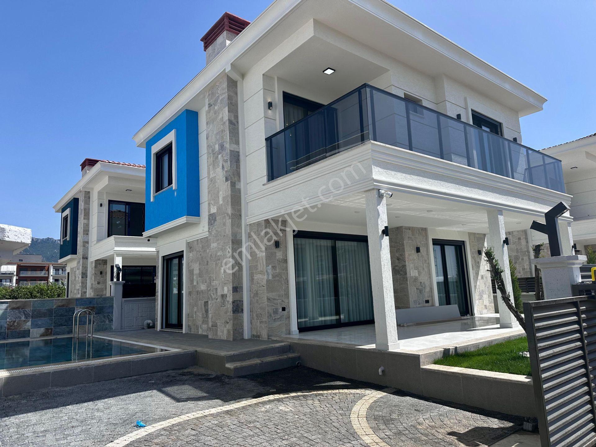 Kuşadası Davutlar Sahilinde Müstakil Özel Havuzlu Yazlık - Görsel 32