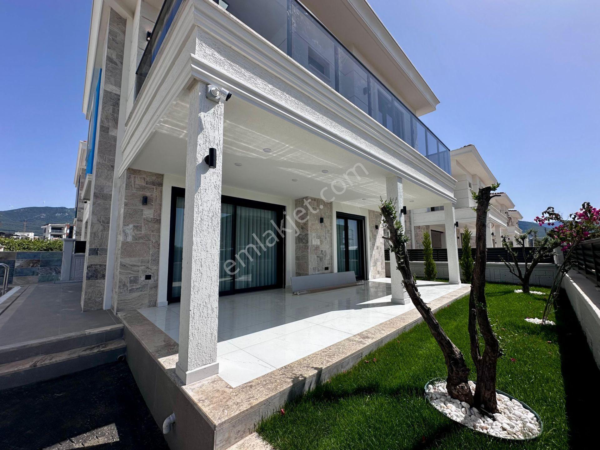 Kuşadası Davutlar Sahilinde Müstakil Özel Havuzlu Yazlık - Görsel 34
