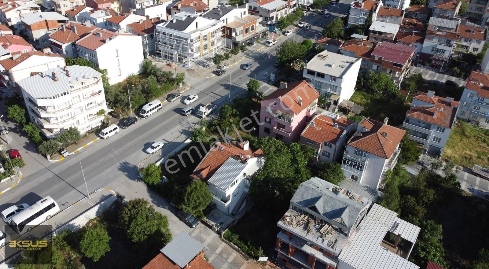 Balıkesir Altıeylül Hasan Basri Çantay Mah 212m2 Satılık Arsa