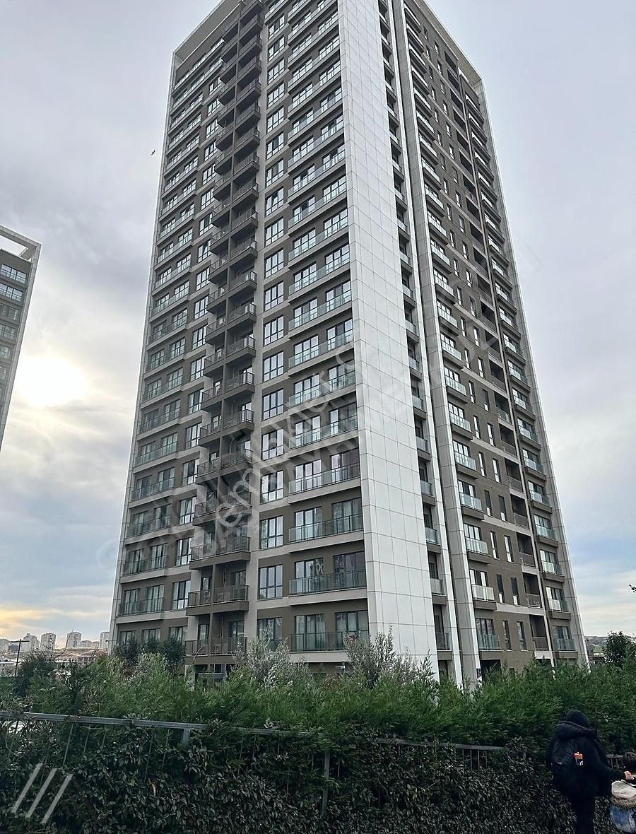 Nidapark Zümrüt Arakat 2+1 105m2 Ebeveyn Banyolu **boş** Satılık