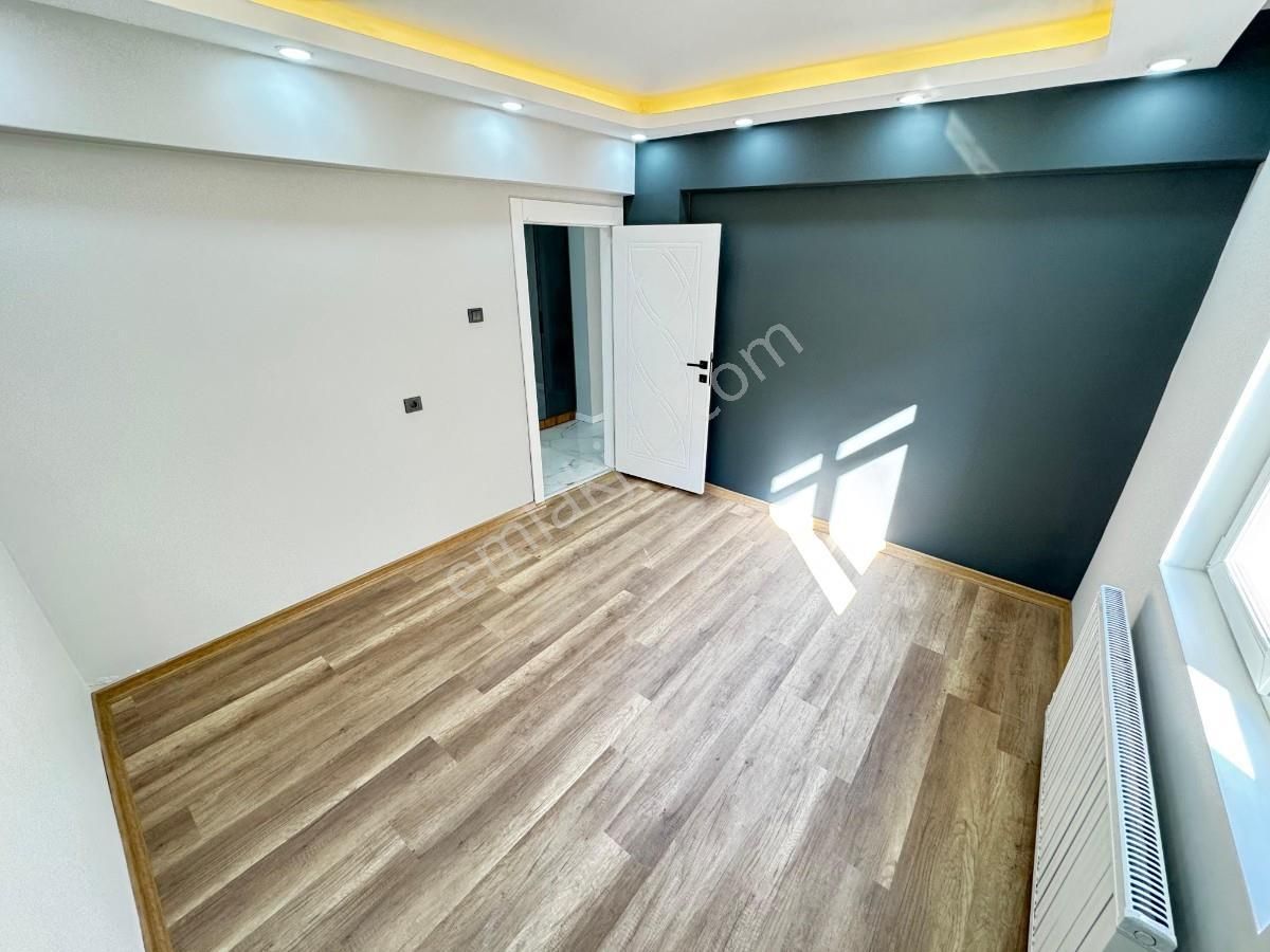 Sincan Akşemsettin Mah 3+1 Ultra Lüks Yapılı Ara Katta Daire