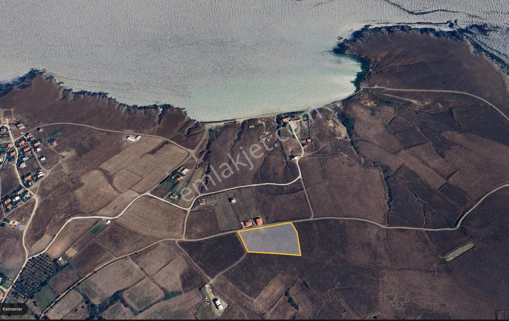 Erdek Poyrazlı Mahallesi Denize Çok Yakın Ana Caddeye Cephe Satılık 6743m² Arazi