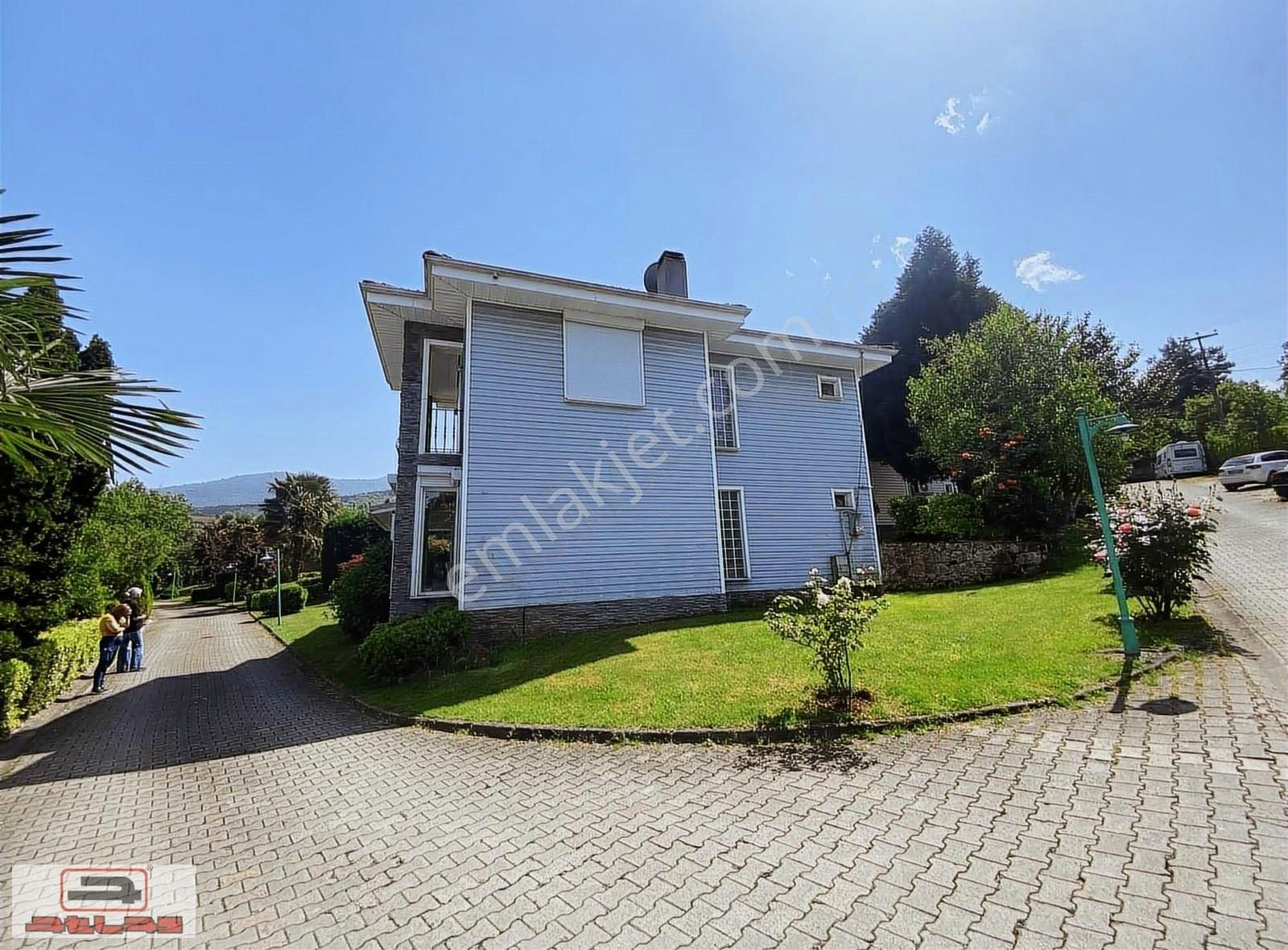 Atlas Emlak Kartepe Maşukiye Eşyasız Kiralık Villa