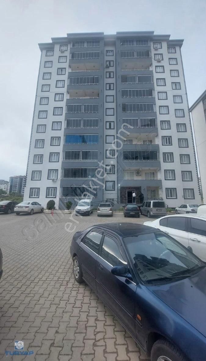 Binevler Turyaptan Sümbüllü Yolu Üzerinde Satılık 3+1 Daire