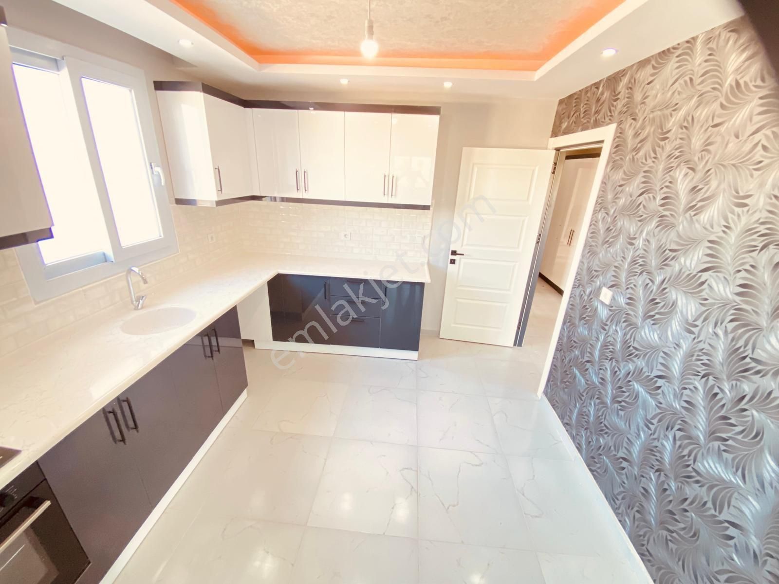 Yılmazdan İncirlik Yeni Mah E5 Yakın Satılık 4+1 Yüksek Giriş Lux Daire