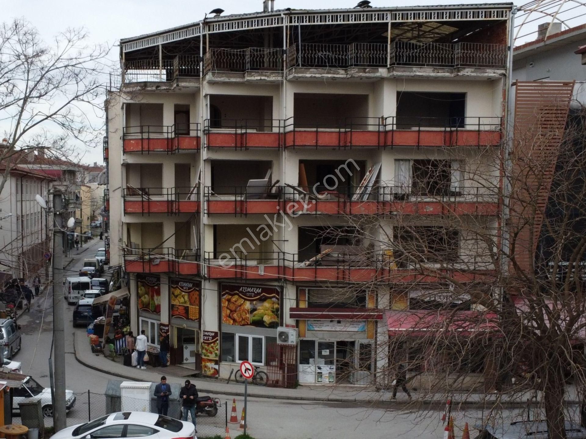 Sakarya-merkez'de-arsa Bedeli Fiyatına-satılık Komple Mülk