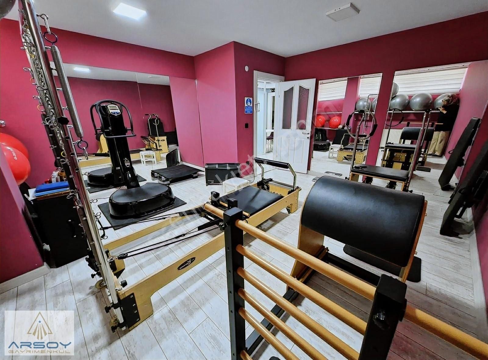 Silivri Çarşıda Devren Satılık Plates & Spor Salonu