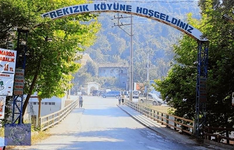 Derekızık'ta Doğa İle İç İçe 1.319 M2 Satılık Bahçe
