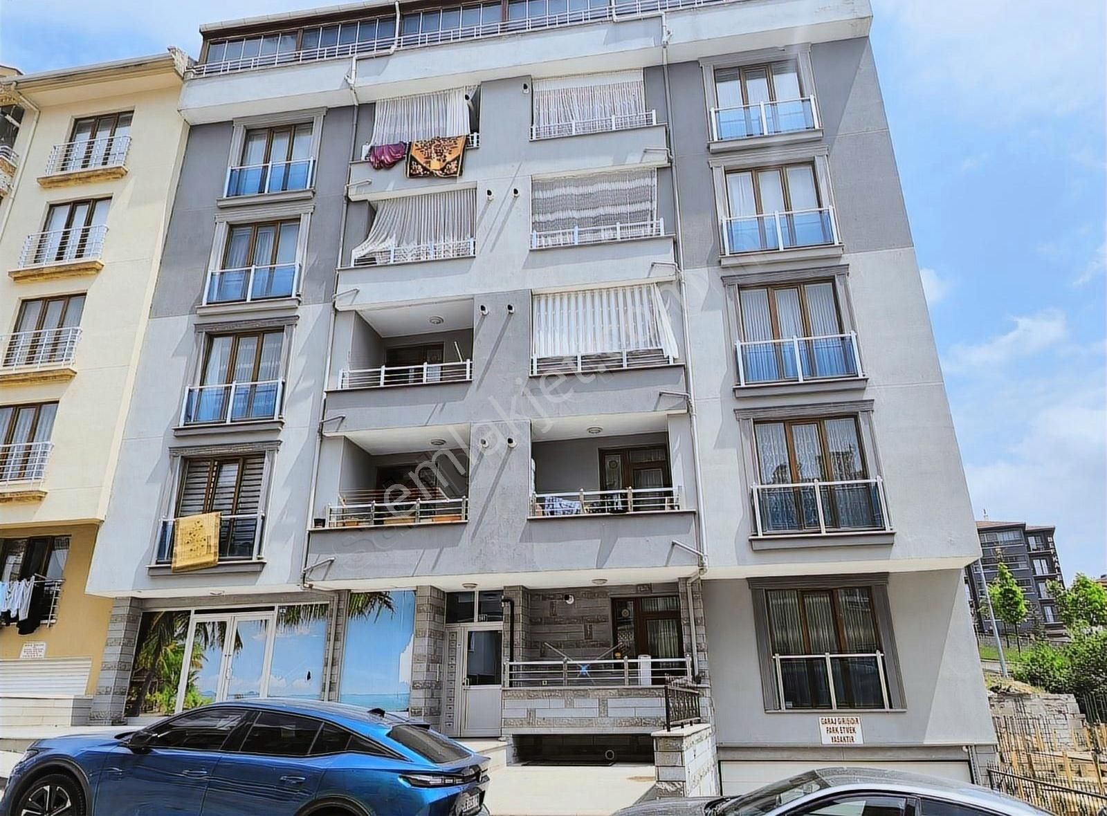 Asansörlü Geniş 3+1 Ebeveyn Banyolu
