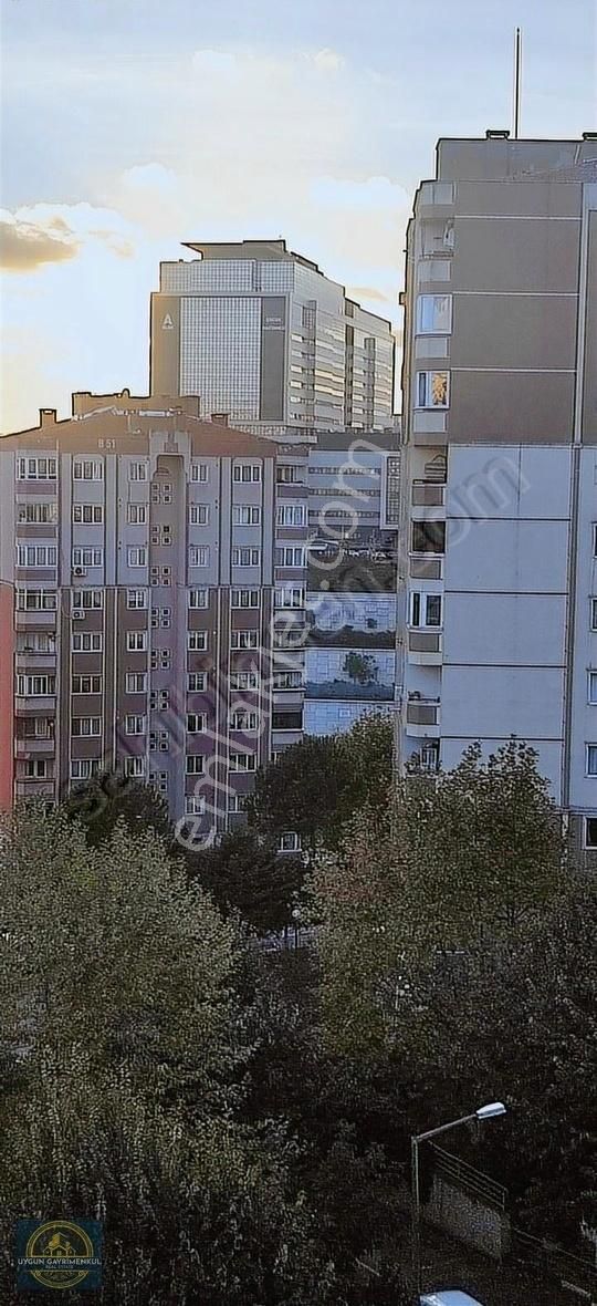 Başakşehir 2. Etap 3+1, 143 M², 6.kat 3 Cepheli Tadilatlı Boş