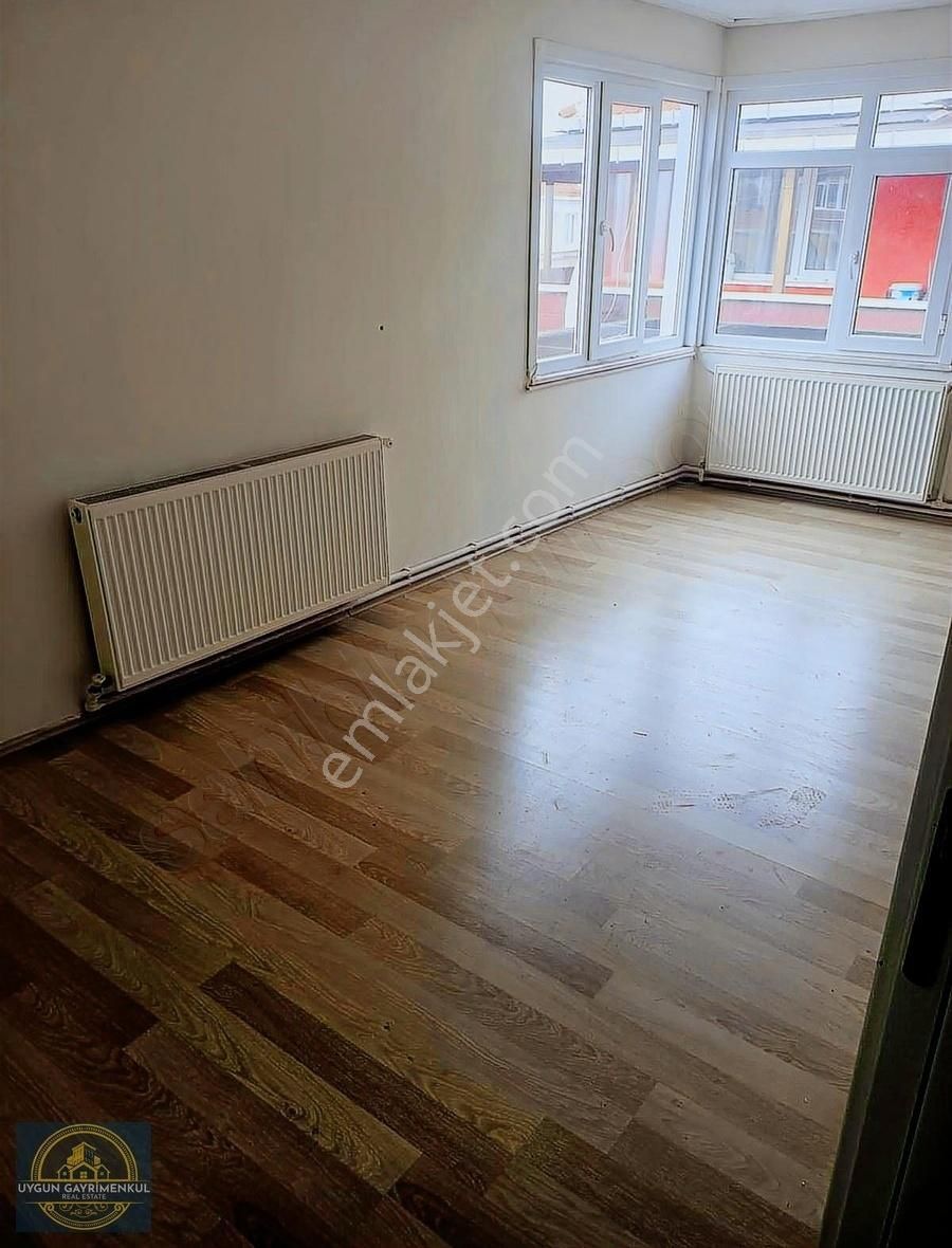 Soğanlıda 90 M² , 2+1 Kiralık Daire
