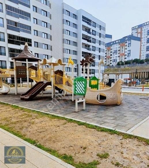 Kayaşehir 22.bölgede 3+1, 135m² Satılık Daire