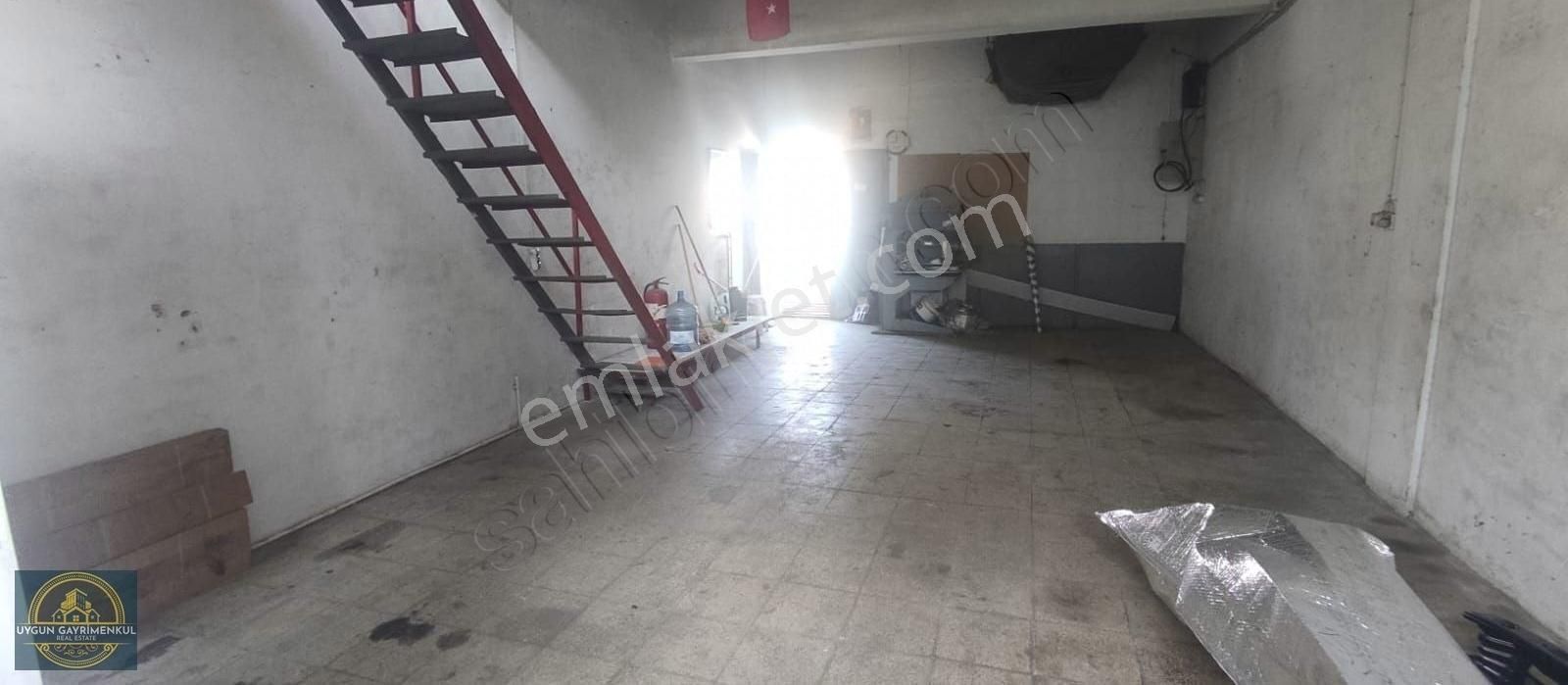 Acil Satılık Fırsat Akınsal Sanayi Sitesinde Satılık 70m² İşyeri