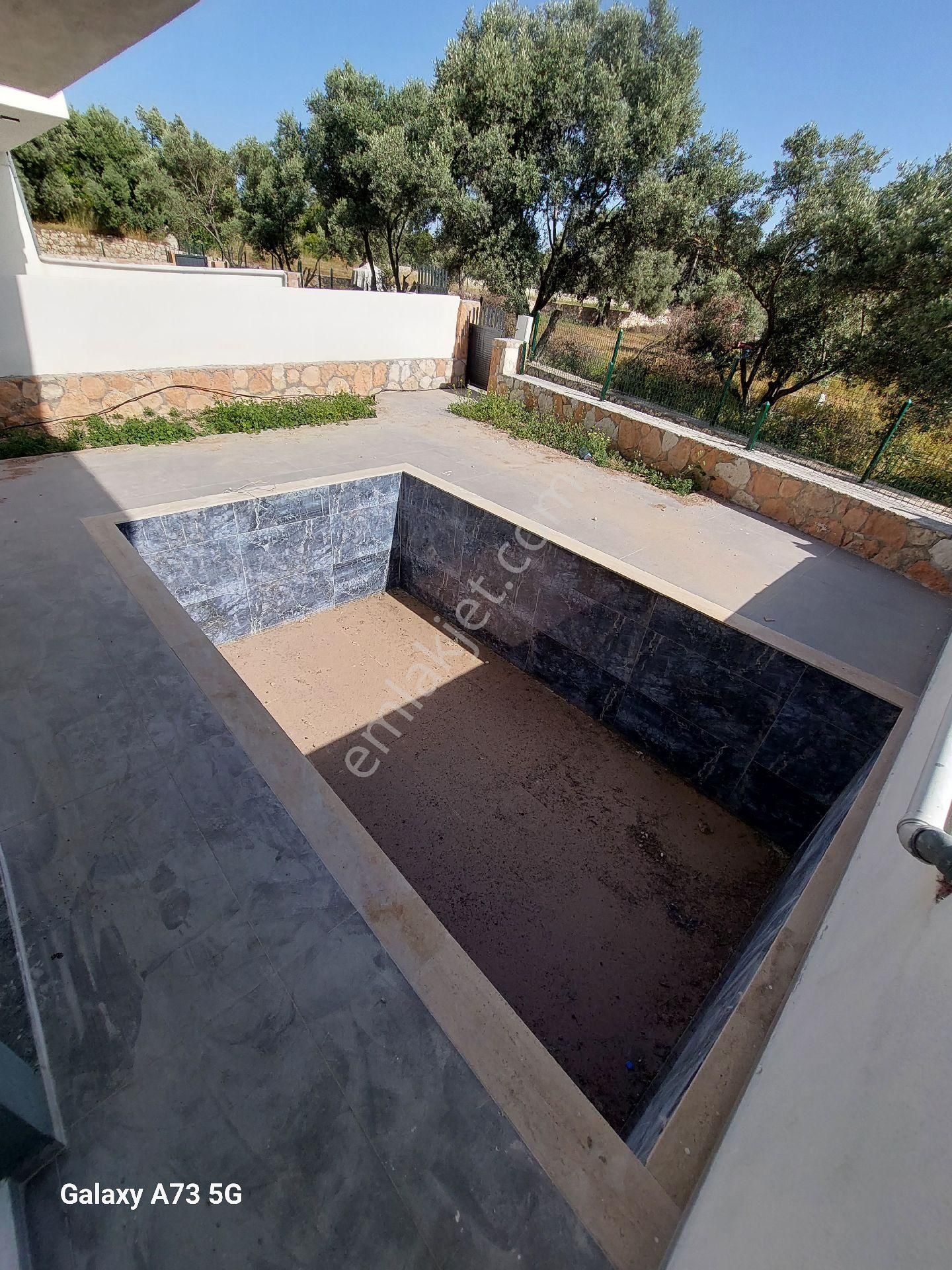 🏠🌊 Aydın Didim Hisar Mahallesinde Satılık Müstakil Havuzlu Tripleks Villa 🌊🏠 - Görsel 4