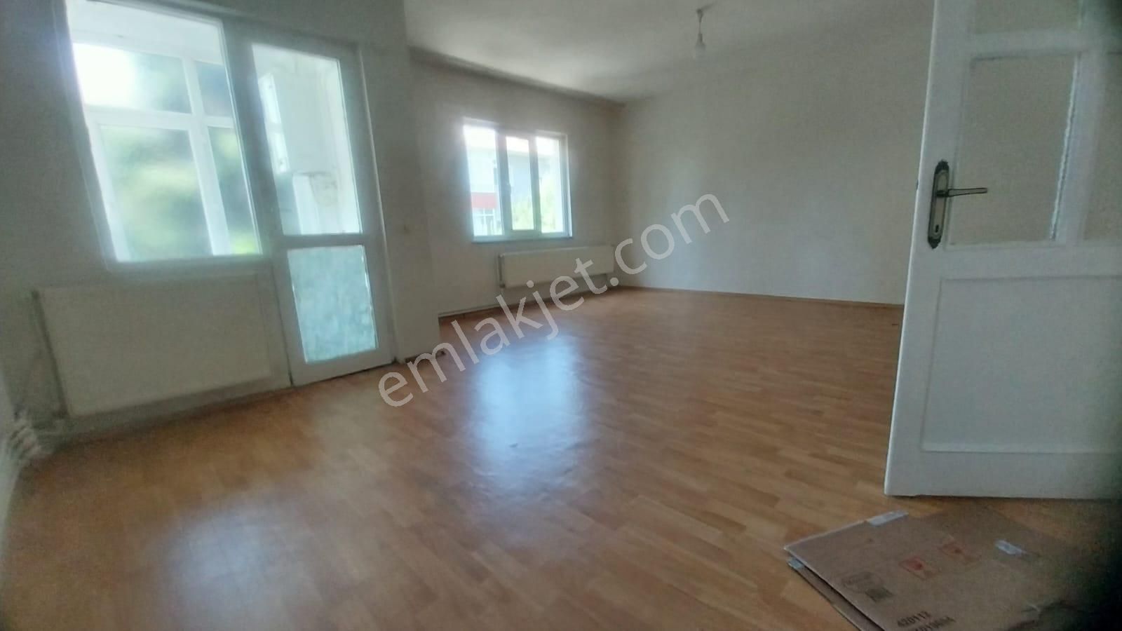 Ekşioğlu 'dan Tekirdağ Süleymanpaşa 100 Yıl Mahallesi Kiralık Daire 3+1