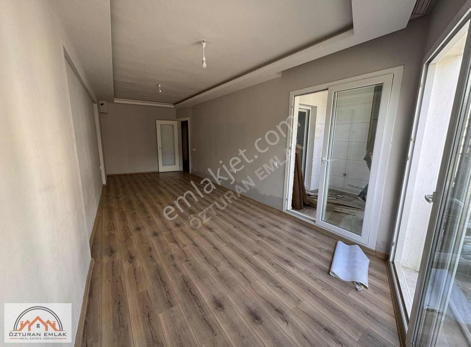 Davutlar Merkez'de Satılık Daire