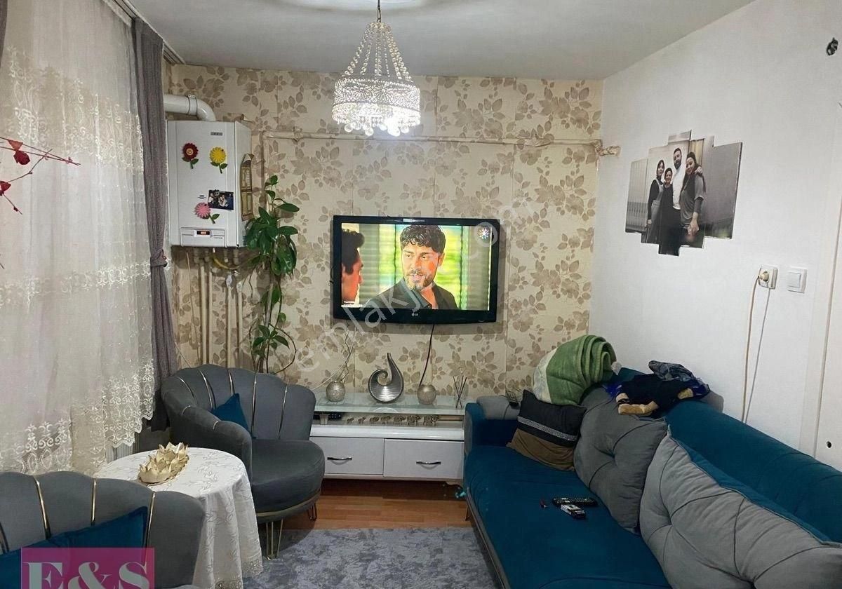 Es Gayrimenkul Yedikulede Satılık Bahçe Katı