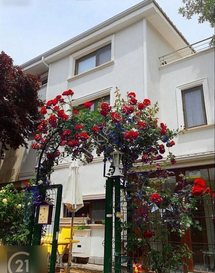 Mustafa Kemal Mah. Barış Sitesi Satılık C Tipi En Büyük Villa