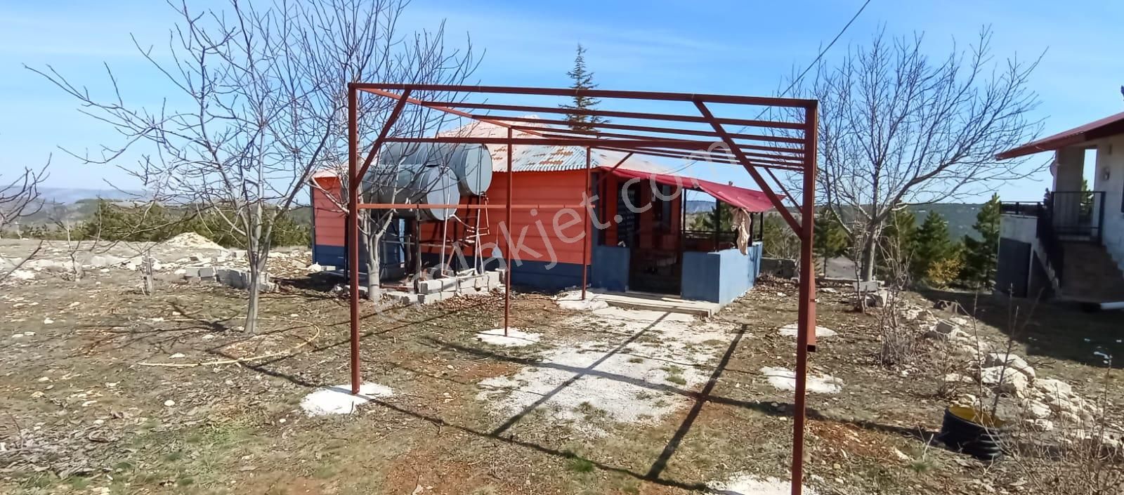 Thor'dan Satılık Erdemli Hacıalanı 1+1 Eşyalı Yayla Evi