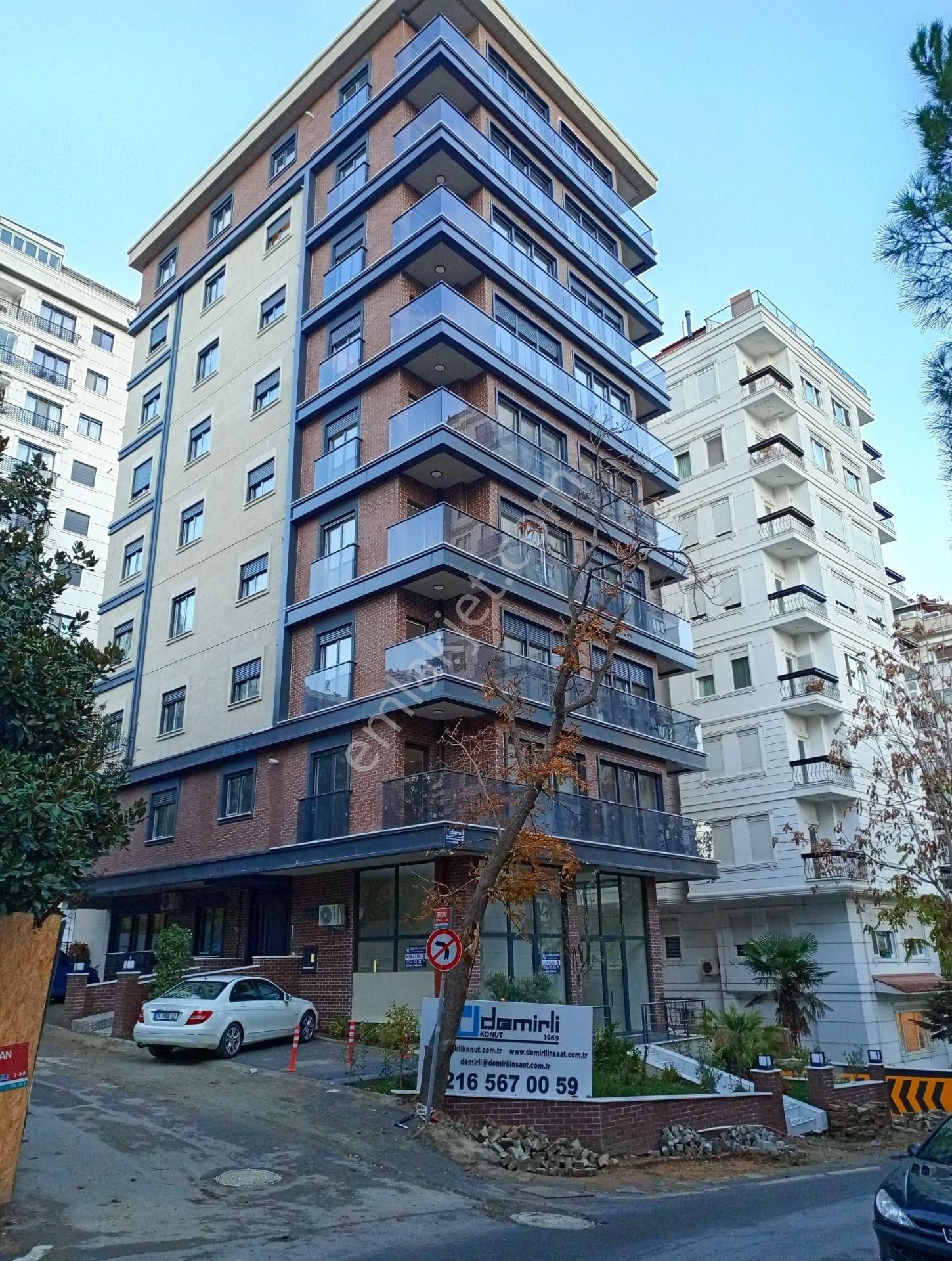Göztepe'de Sıfır Binada 20 M2 Ferah Dükkan