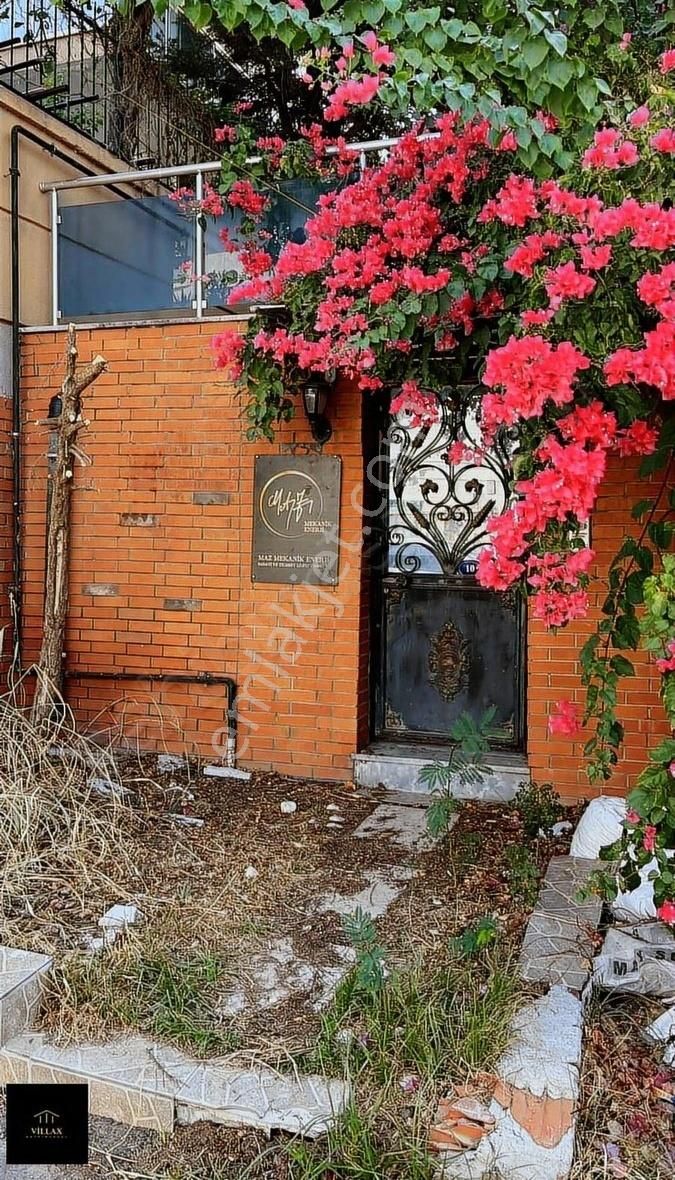 Villax'dan Çiğli Aydınlıkevler Satılık 6+2 Villa Takaslı