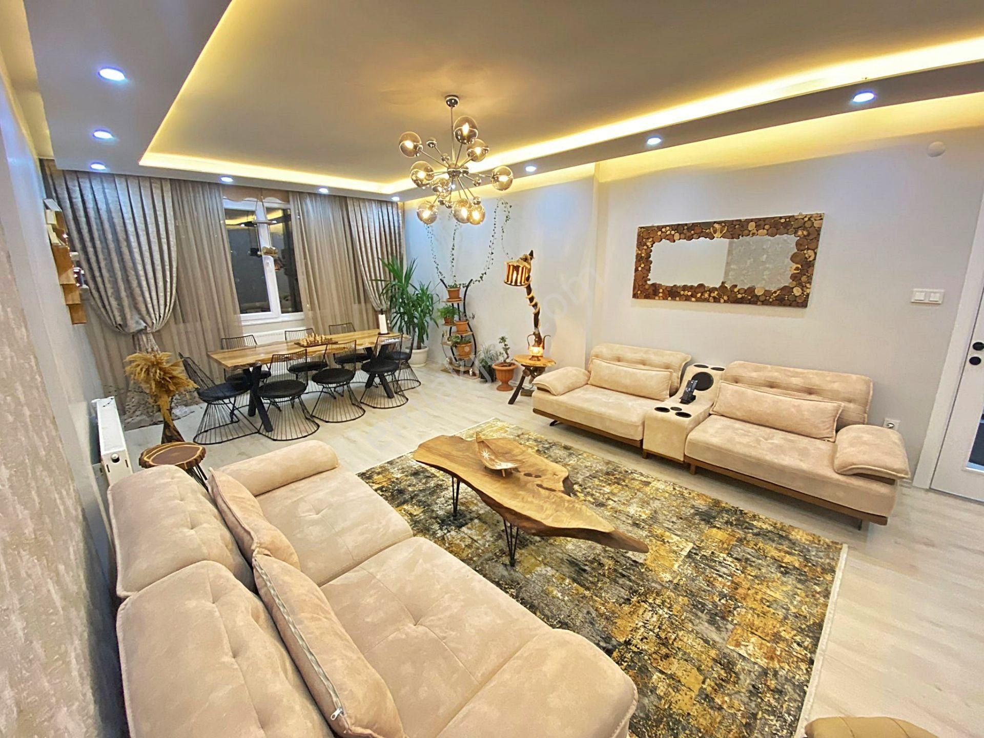 Cadde34 Yapı'dan Barış Mahallesinde 3+1 145 M2 Dekorlu Satılık Daire!!!!