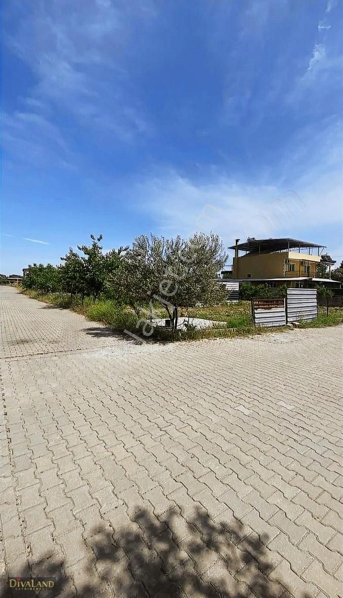 Efeler Kardeşköy'de Şehir Hastanesine Yakın,3 Kat İmarlı Arsa