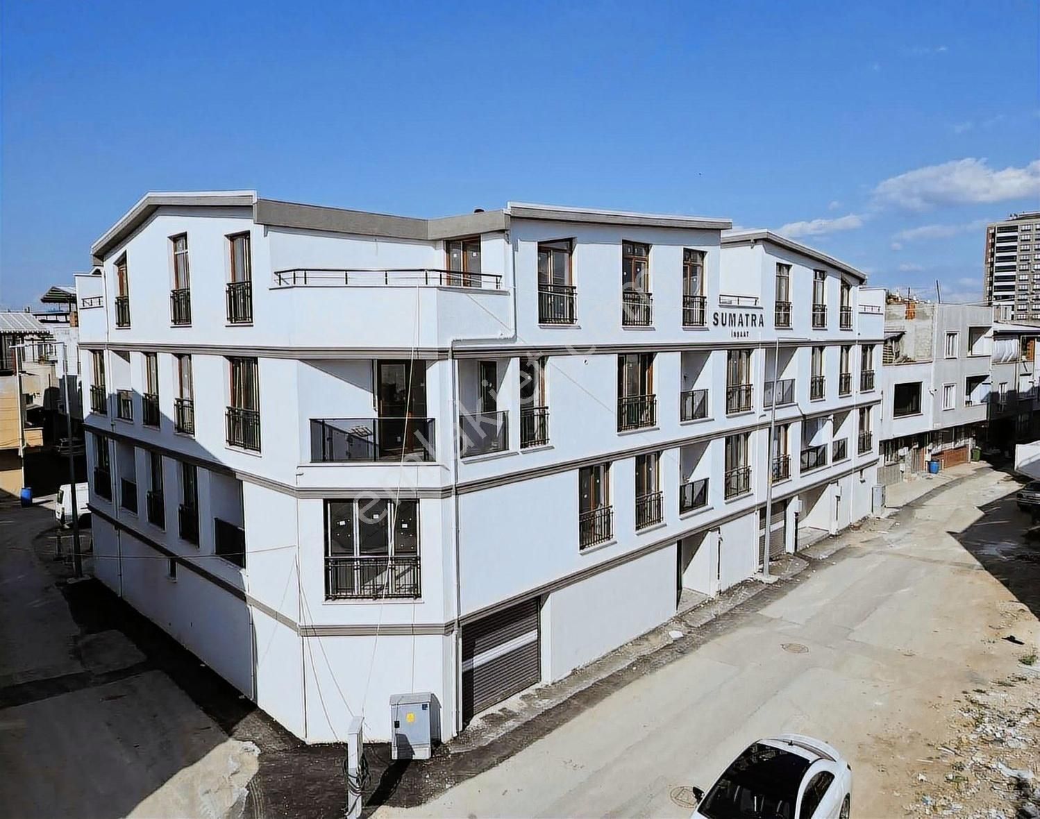 Güneştepe Ece Garden'ın Dibinde Harika Lokasyonda 2+1 Daire