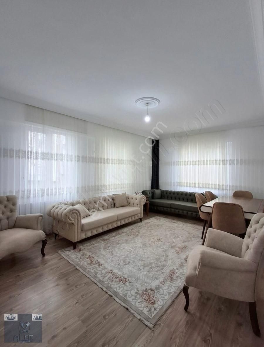 Talas Mevlana Mahallesinde 3+1 Yapılı 165m2 Satılık Daire