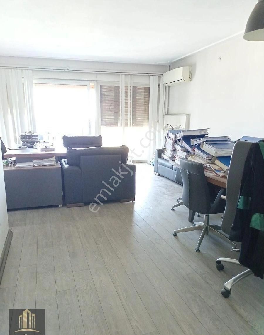 Alsancak 1. Kordon Gündoğdu Caddesinde Doğalgazlı,asansörlü 3+1 Satılık Daire - Görsel 4