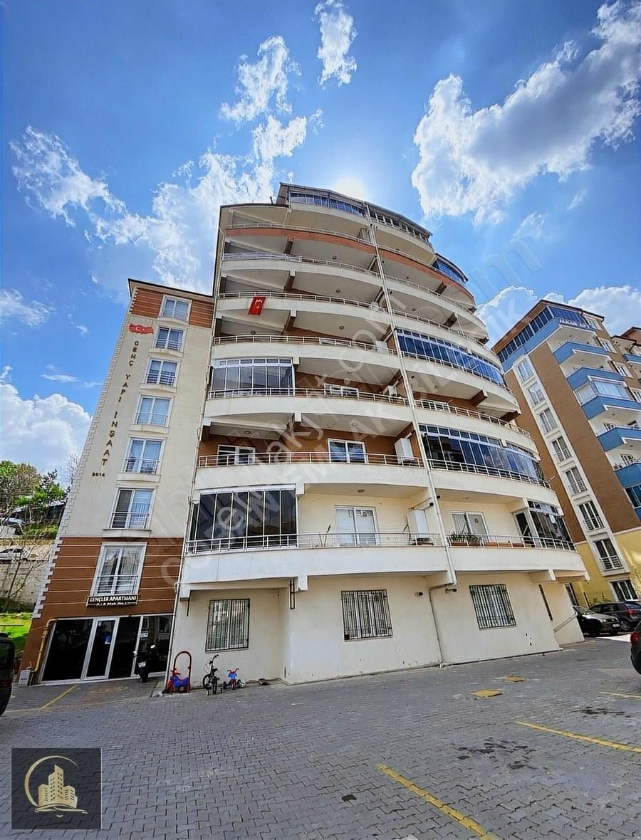 Çoban Emlak'dan Askeriye Karşısı Kiralık1+1 Daire!!!