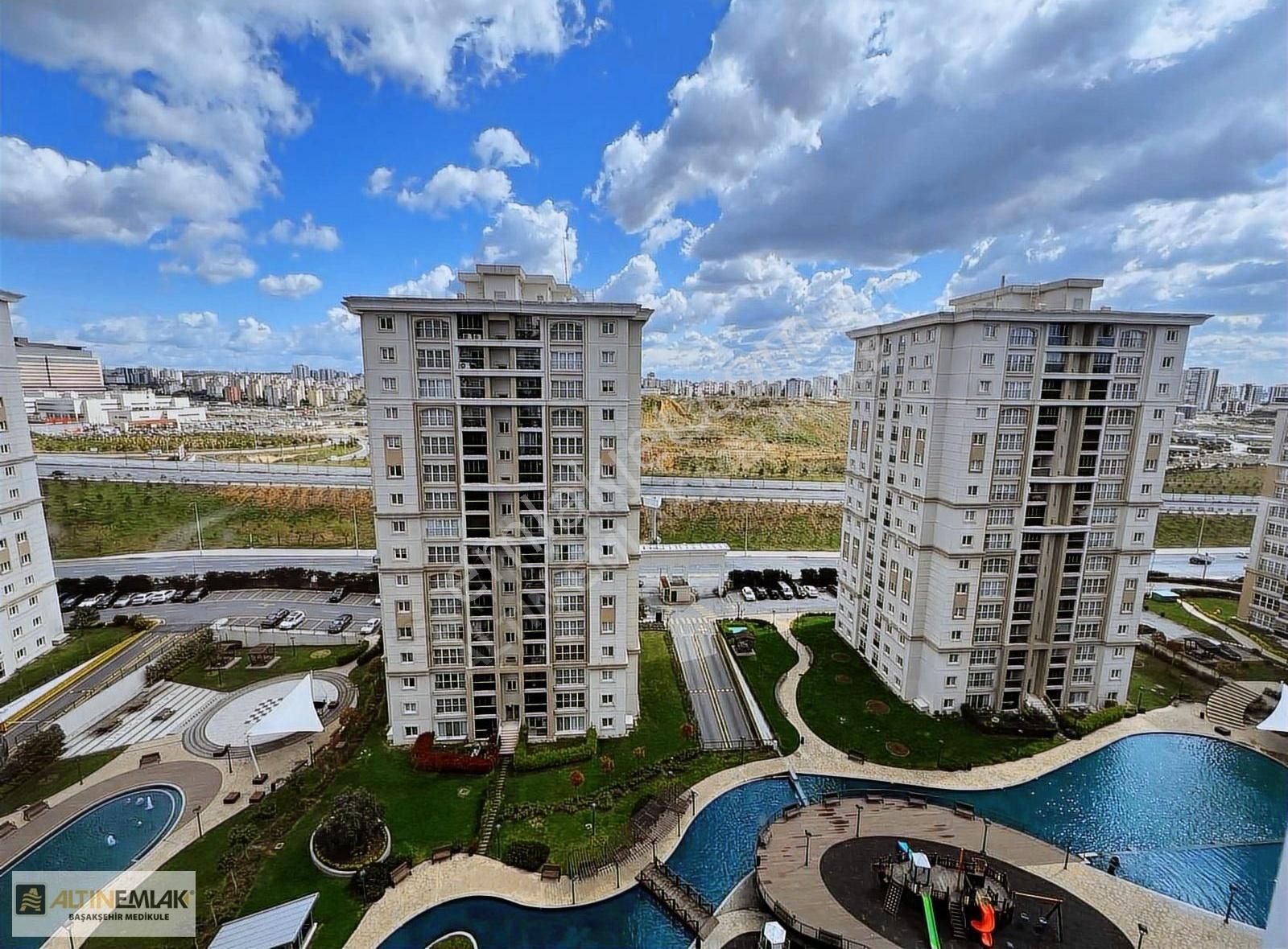 Bahçetepe'de Peyzaj Manzaralı Kapalı Mutfak Satılık Daire